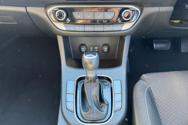 2019 Hyundai i30 PD2 Active Hatch Image 11