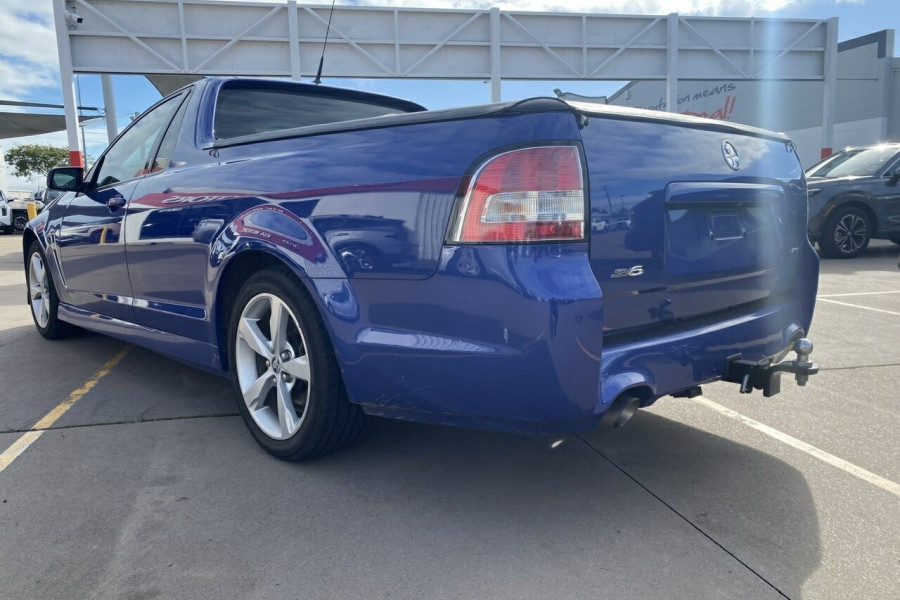 2015 MY16 Holden Ute VF Series II SV6 Black Ute Image 8