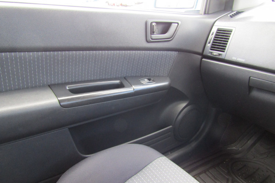 2007 Hyundai Getz TB  SX Hatch Image 16