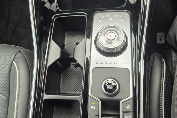2024 MY25 Kia Sorento MQ4 PE HEV GT-Line SUV Image 18