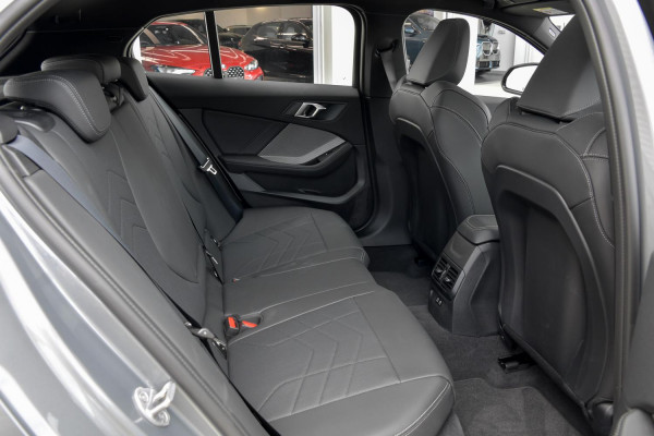 2025 BMW 1 Series F70 118 M Sport Hatch image 5