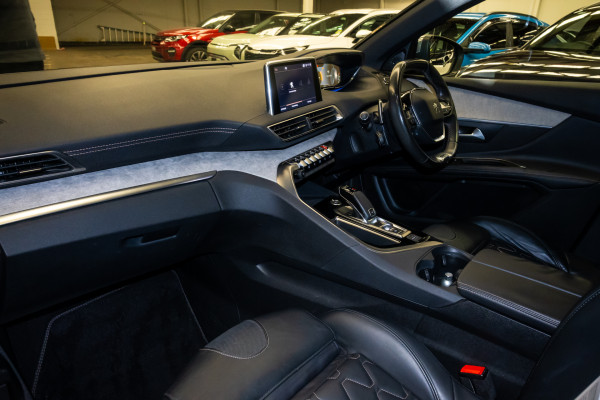 2018 Peugeot 5008 P87 GT SUV image 7