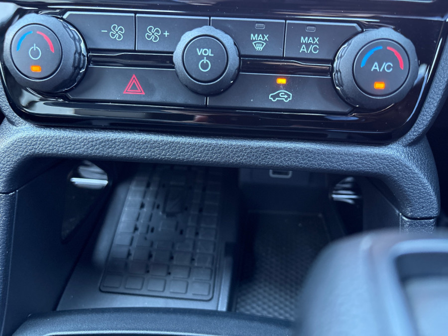 2026 MY26.5 Ford Everest UB Sport SUV Image 15