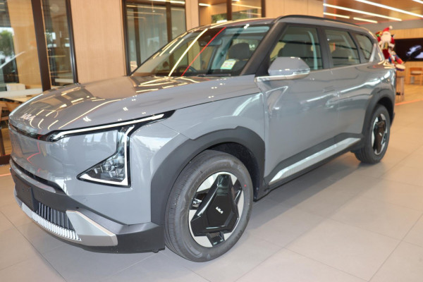 2026 Kia EV5 OVc Air Long Range SUV Image 6