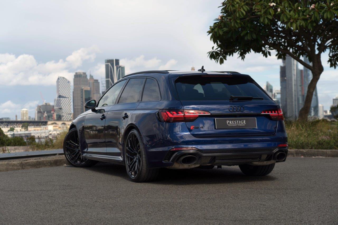 2022 Audi Rs4 Avant  SUV Image 2