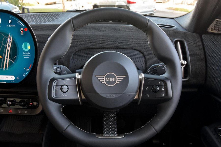 2026 MINI Countryman U25 E Favoured SUV