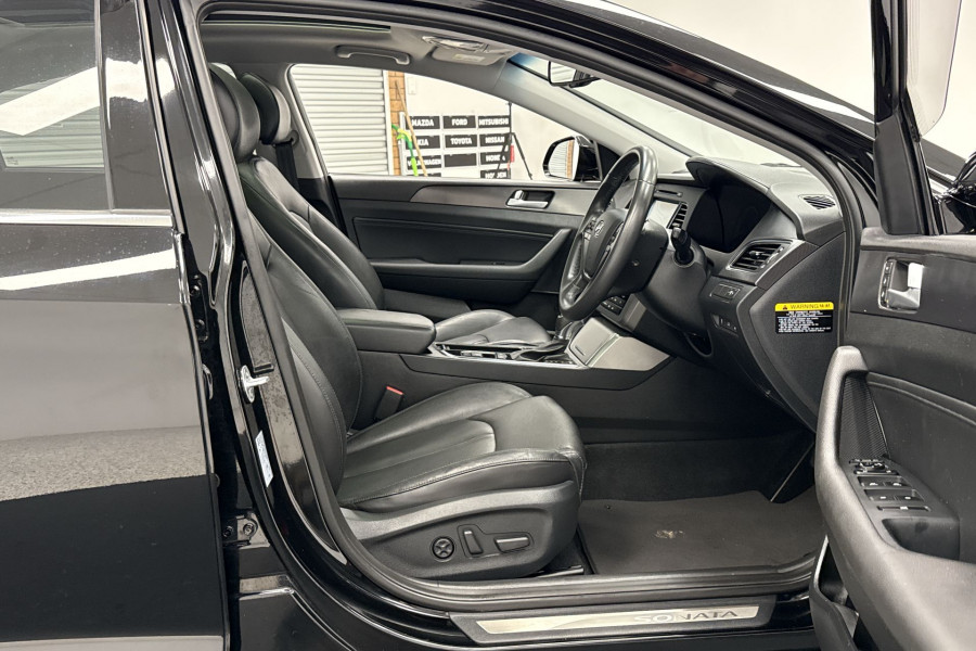 2016 Hyundai Sonata LF Premium Sedan Image 16