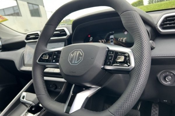 2026 MG ZS Essence Hybrid+ SUV Image 20