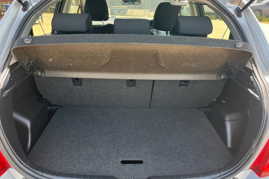 2014 MY15 Toyota Yaris NCP130R Ascent Hatch Image 7