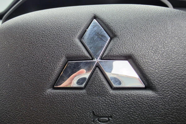 2023 Mitsubishi Outlander ZM Black Edition SUV Image 26
