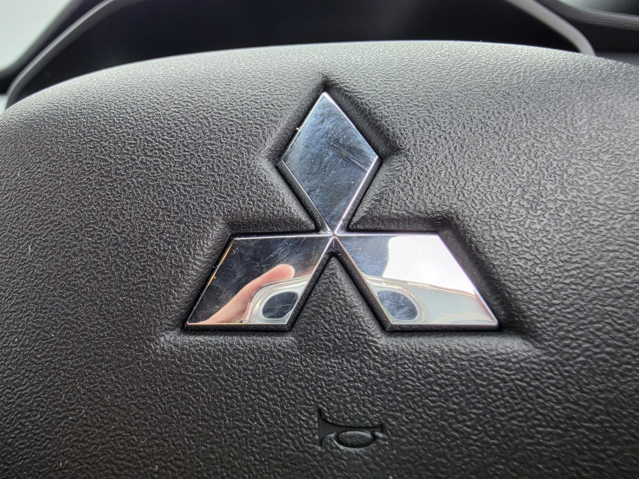 2023 Mitsubishi Outlander ZM Black Edition SUV Image 26