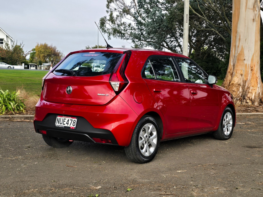 2021 MG MG3 SZP1 Core Hatch Image 3