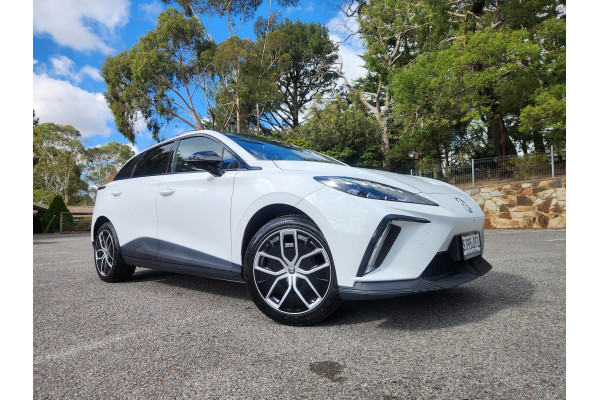 2024 MG MG4 MEH32 Essence 64 Hatch