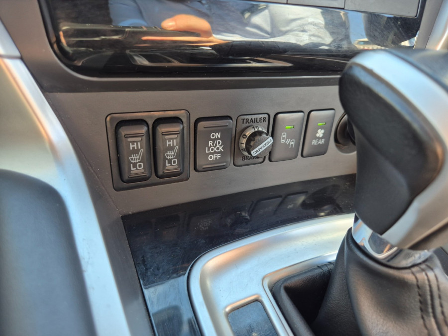 2018 Mitsubishi Pajero Sport QE Exceed SUV Image 21