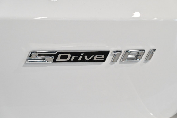 2026 BMW X1 U11 sDrive18i SUV image 10