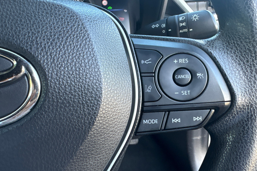 2022 Toyota Corolla ZWE219R  Ascent Sport Hybrid Hatch Image 21