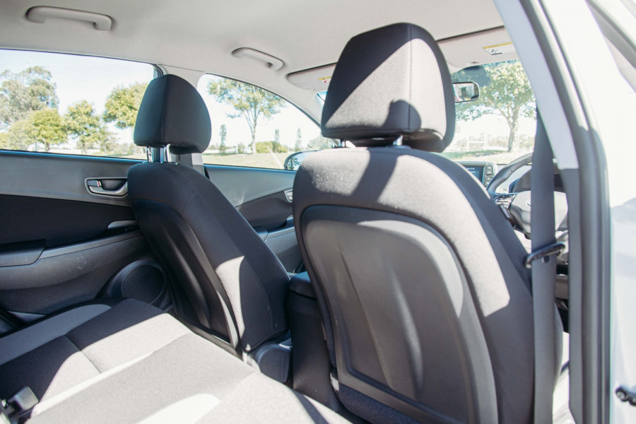 2018 MY19 Hyundai KONA OS.2 Active SUV Image 23