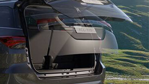 Fortuner Power back door