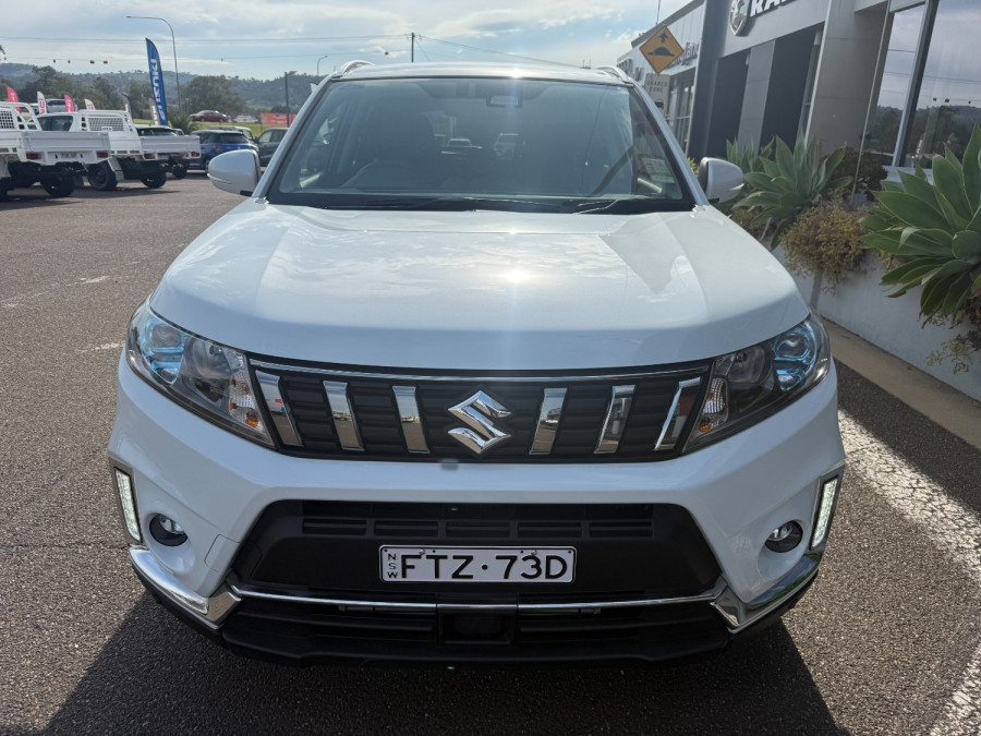 2024 Suzuki Vitara Turbo Wagon Image 4
