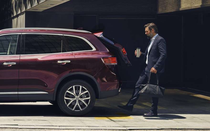 Koleos Change the space with a single touch