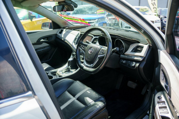 2014 Holden Calais VF V Sedan Image 17