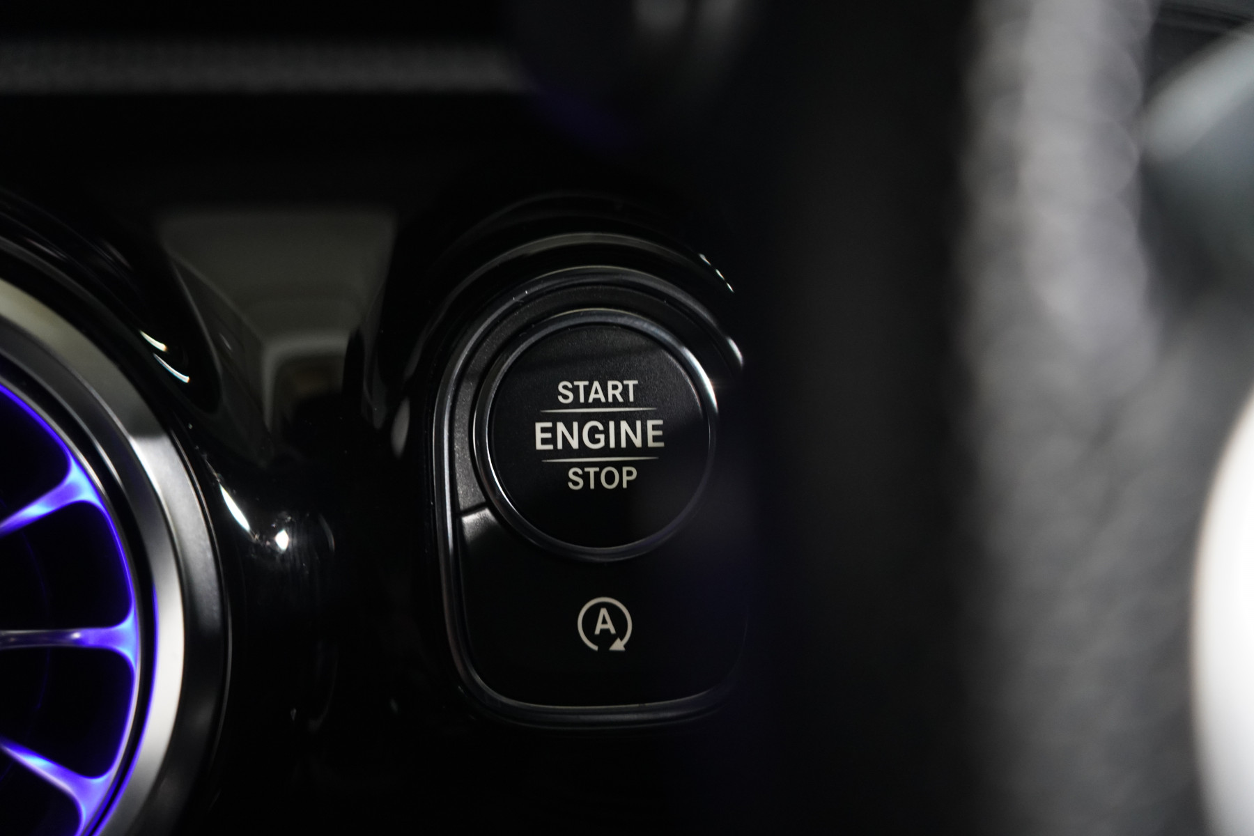 2022 Mercedes-Benz Cla 200 Coupe Image 18