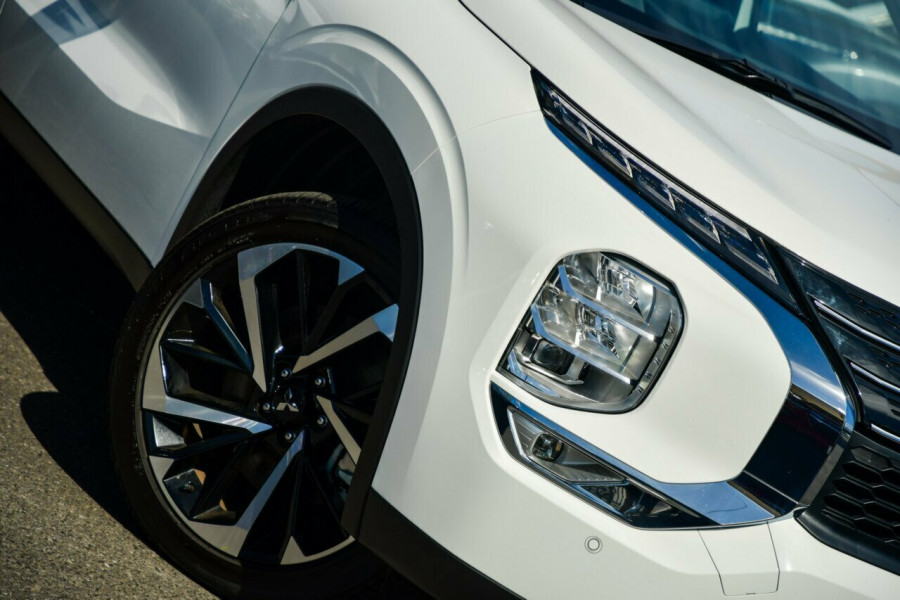 2024 Mitsubishi Outlander ZM Aspire SUV Image 6