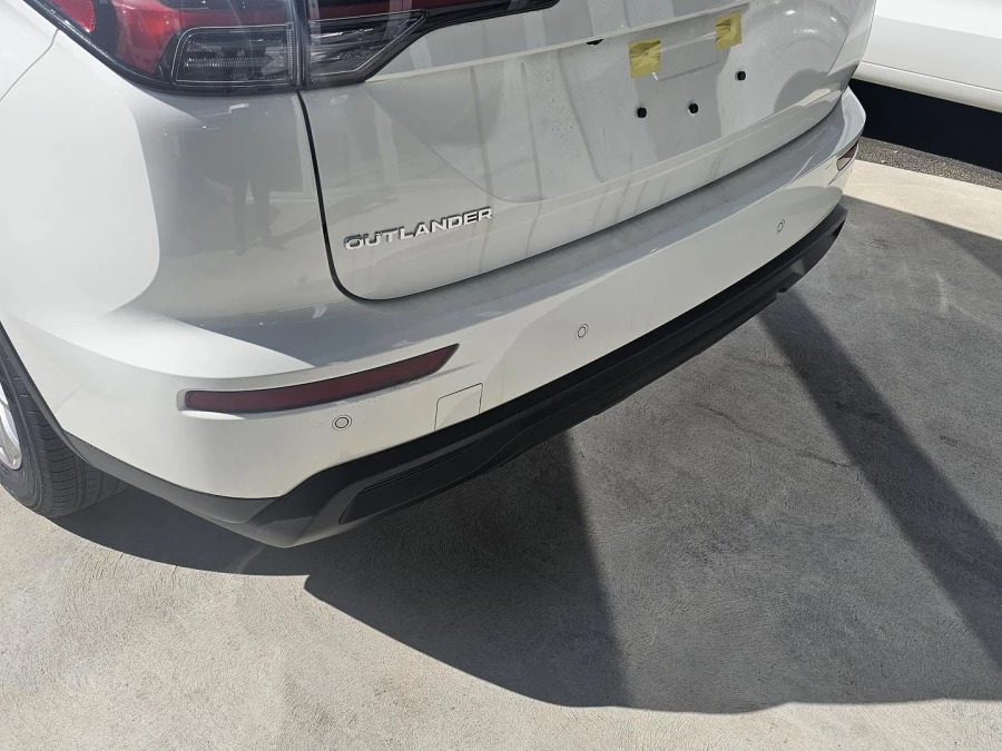 2026 Mitsubishi Outlander ZM ES SUV Image 6