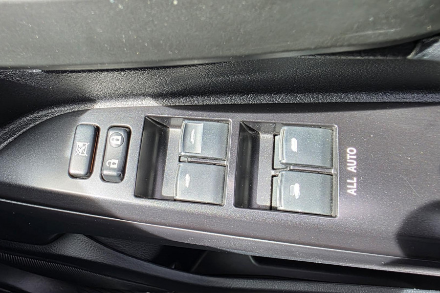 2015 MY14 Toyota LandCruiser VDJ200R GXL SUV Image 26