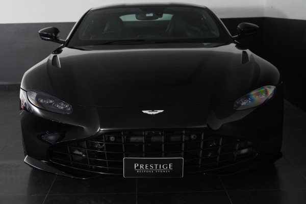 2022 Aston Martin Vantage Coupe Image 16