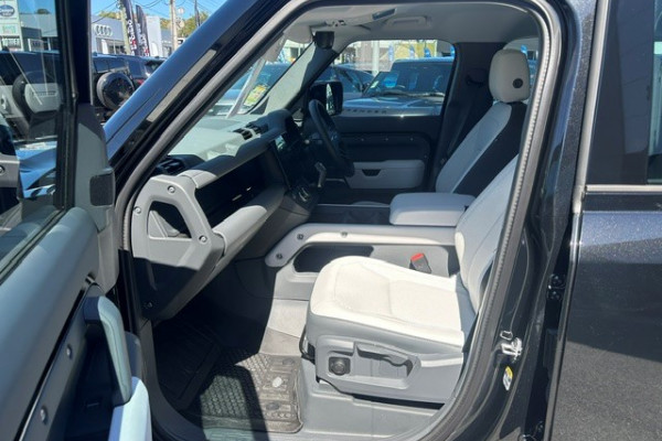 2025 MY26 Land Rover Defender L663 110 D250 S SUV Image 13