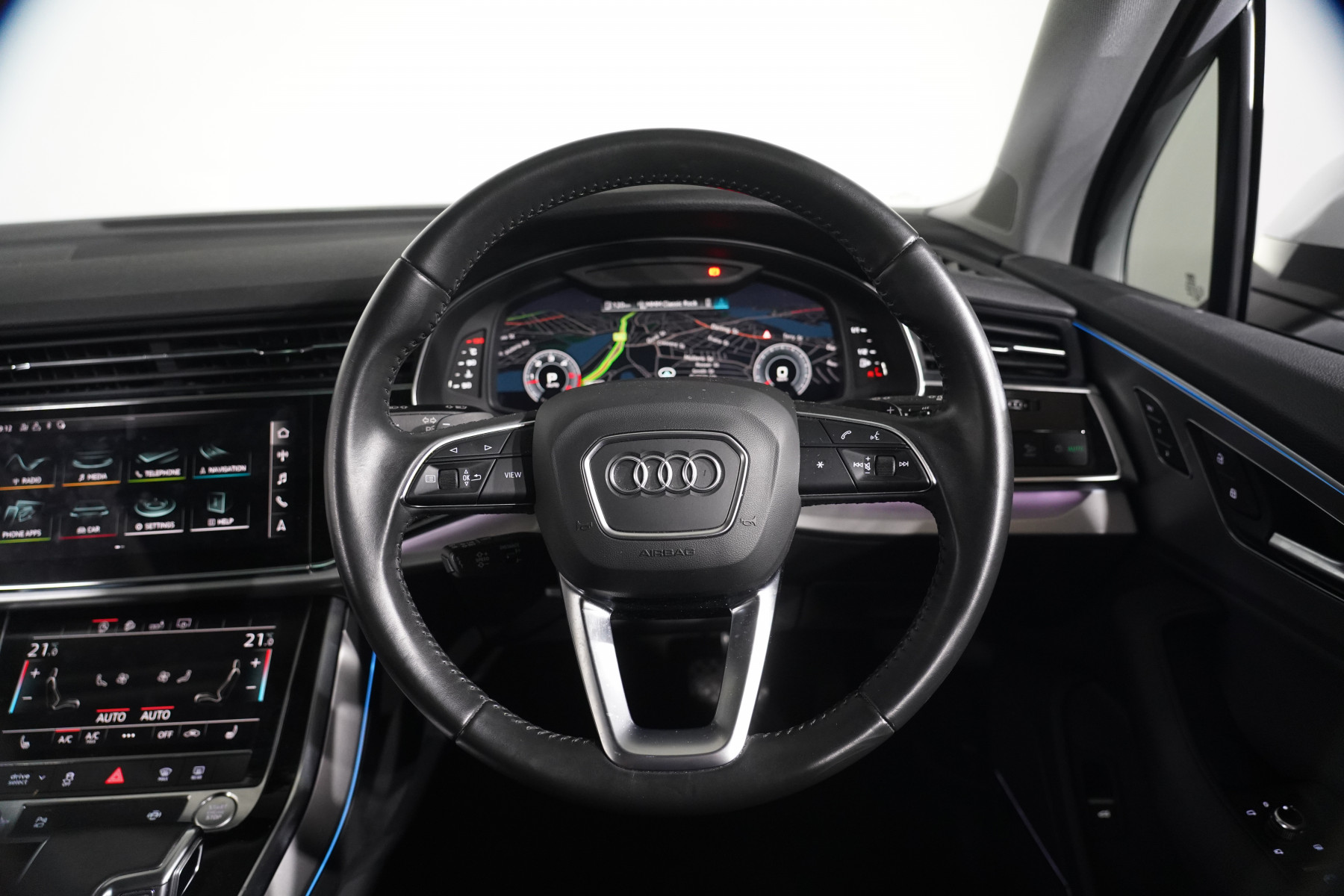 2020 Audi Q7 45 Tdi Quattro SUV Image 15