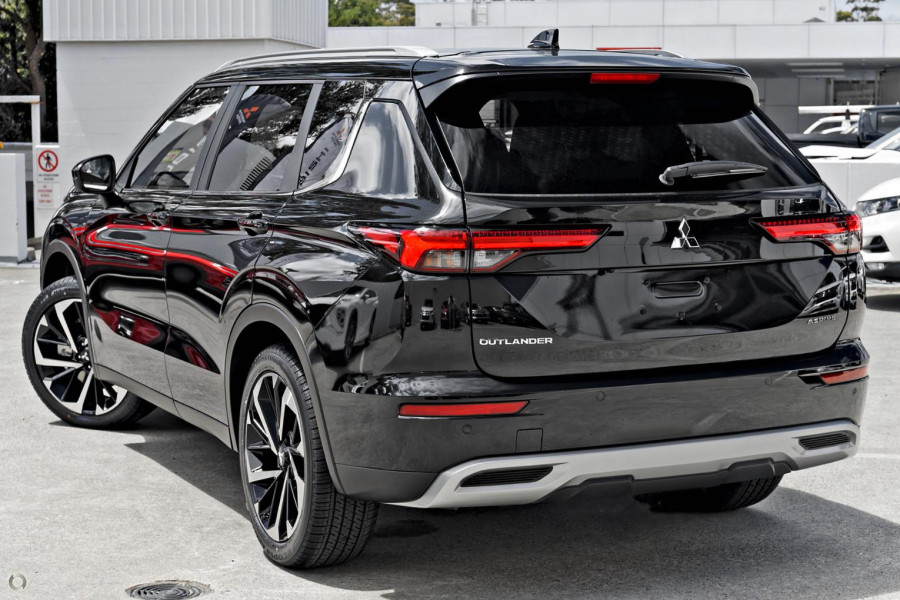 2025 MY24 Mitsubishi Outlander ZM Aspire SUV Image 4