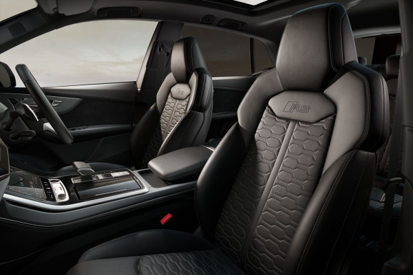 2026 Audi RS Q8 F1  TFSI SUV