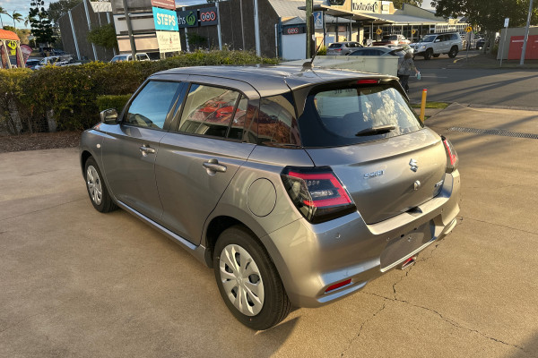 2025 Suzuki Swift Hybrid UZ Hybrid Hatch Image 5