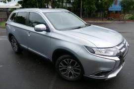 Mitsubishi Outlander LS ZK