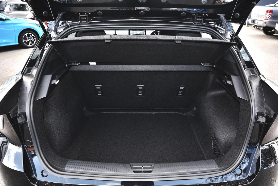 2024 MG MG4 MEH32 Excite 51 Hatch Image 8
