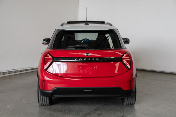 2026 MINI Cooper F65 C Favoured Hatch image 5