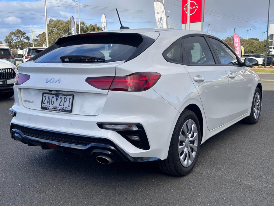 2024 Kia Cerato BD S Hatch Image 9