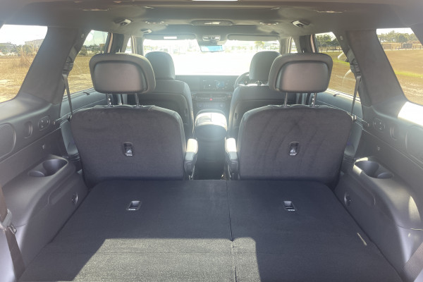 2027 Hyundai Palisade Calligraphy Black Ink SUV Image 13