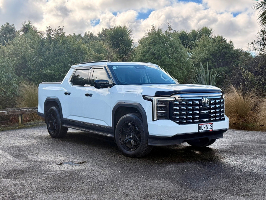 2025 MG U9 EKK1C Explore Pro Ute Image 1
