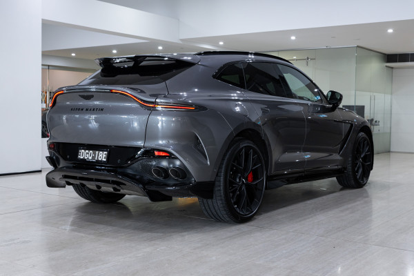 2025 Aston Martin DBX Wagon Image 31
