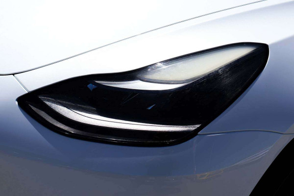 2022 Tesla Model 3  Rear-Wheel Drive Sedan Image 20