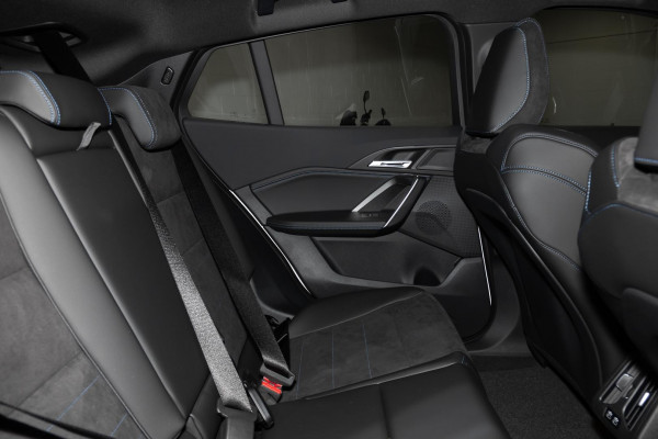 2024 BMW iX2 U10 xDrive30 M Sport SUV image 9