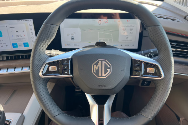 2025 MG QS IS31 Essence SUV Image 18