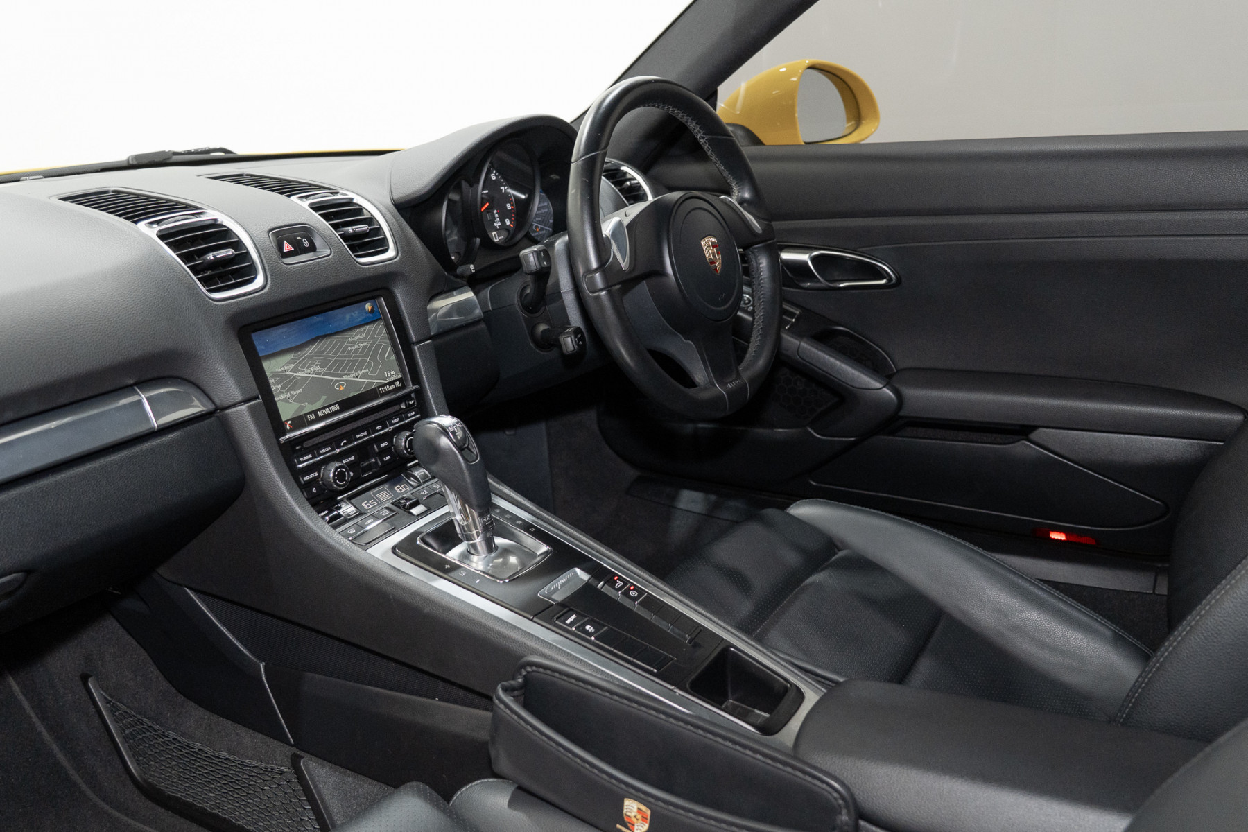 2015 Porsche Cayman Coupe Image 20
