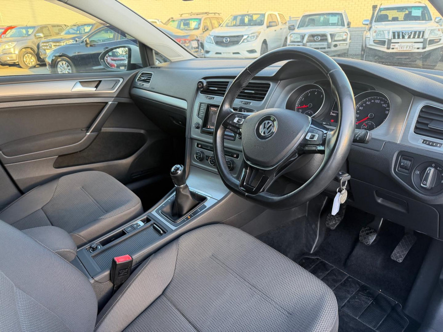 2014 MY15 Volkswagen Golf 7 90TSI Comfortline Hatch Image 13
