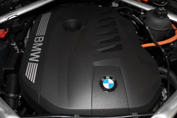 2025 BMW X5 G05 LCI xDrive50e M Sport SUV image 26