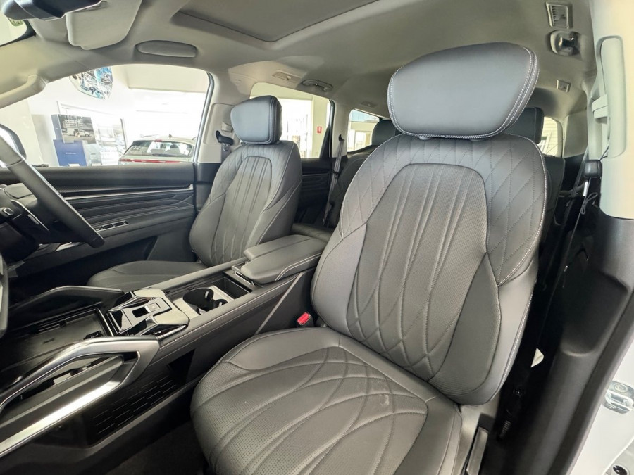 2025 LDV D90 SV9A Executive SUV Image 24