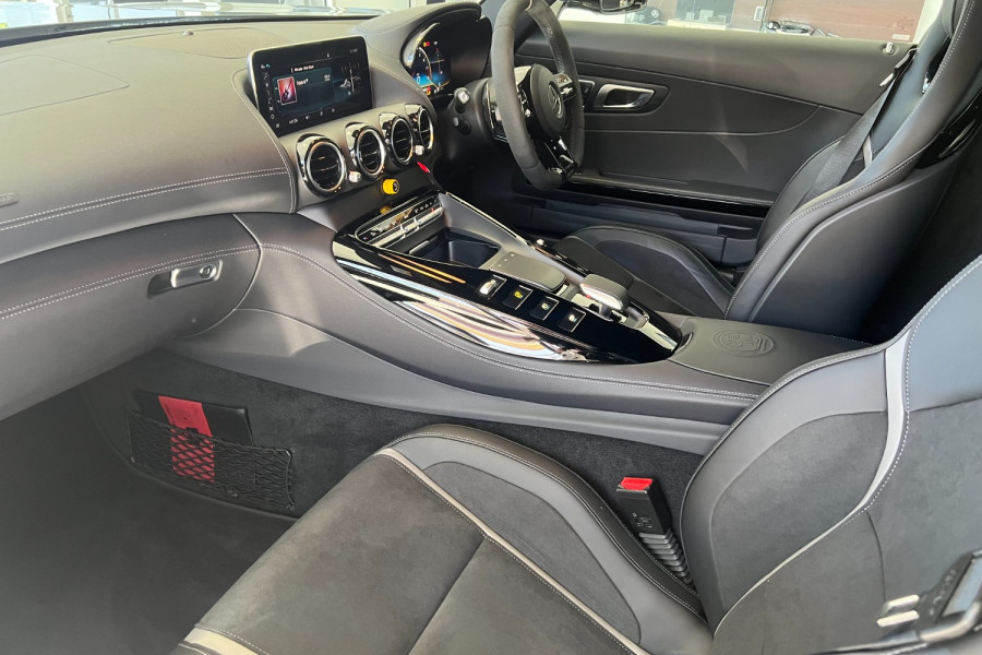 2021 MYon Mercedes-Benz AMG GT C190 R Coupe Image 21
